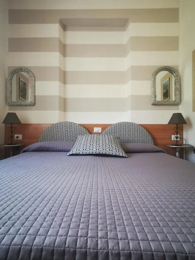Albergo Al Pescatore Brenzone sul Garda Hotel